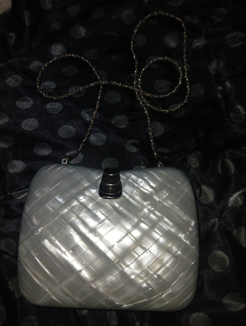 Vintage Lisette Italy Mother Of Pearl Clam Style Purse